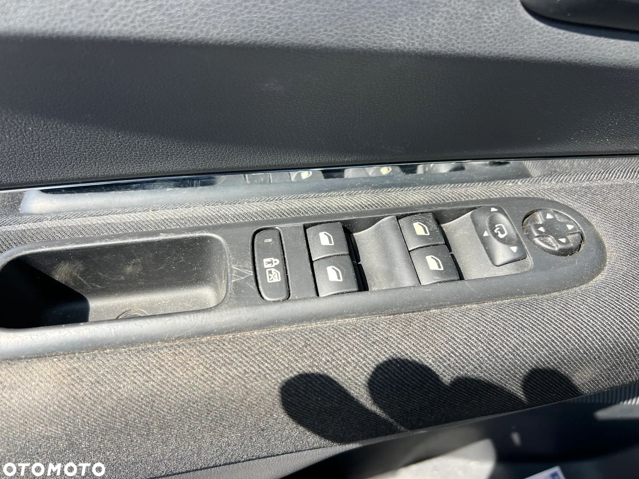 Peugeot 3008 - 16