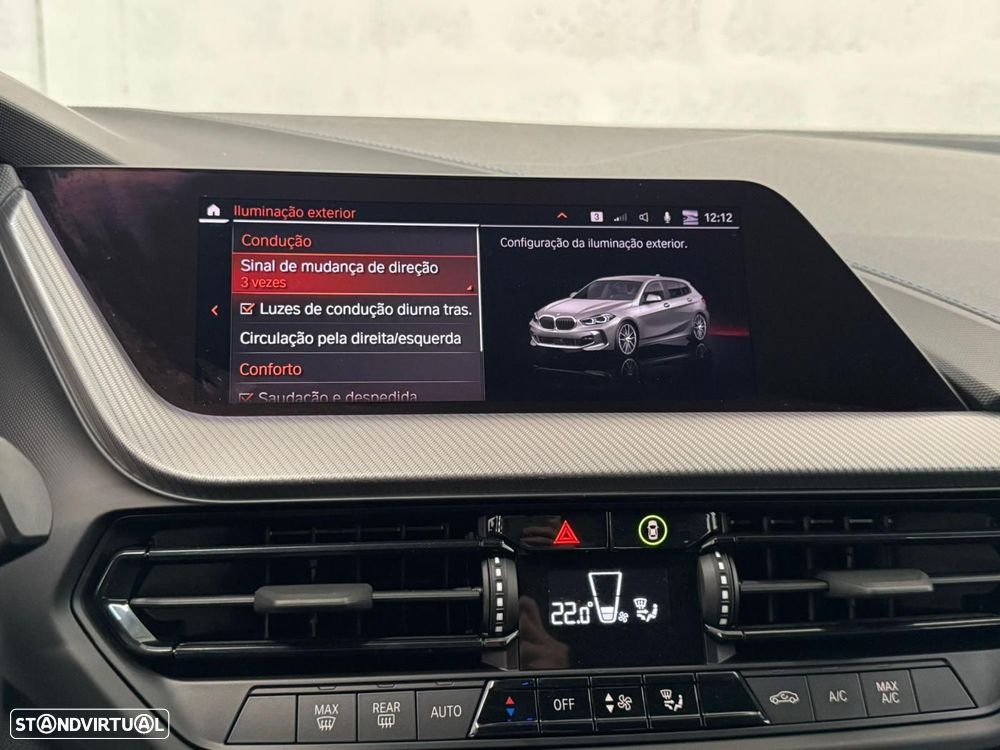 BMW 116 d Pack Desportivo M - 24