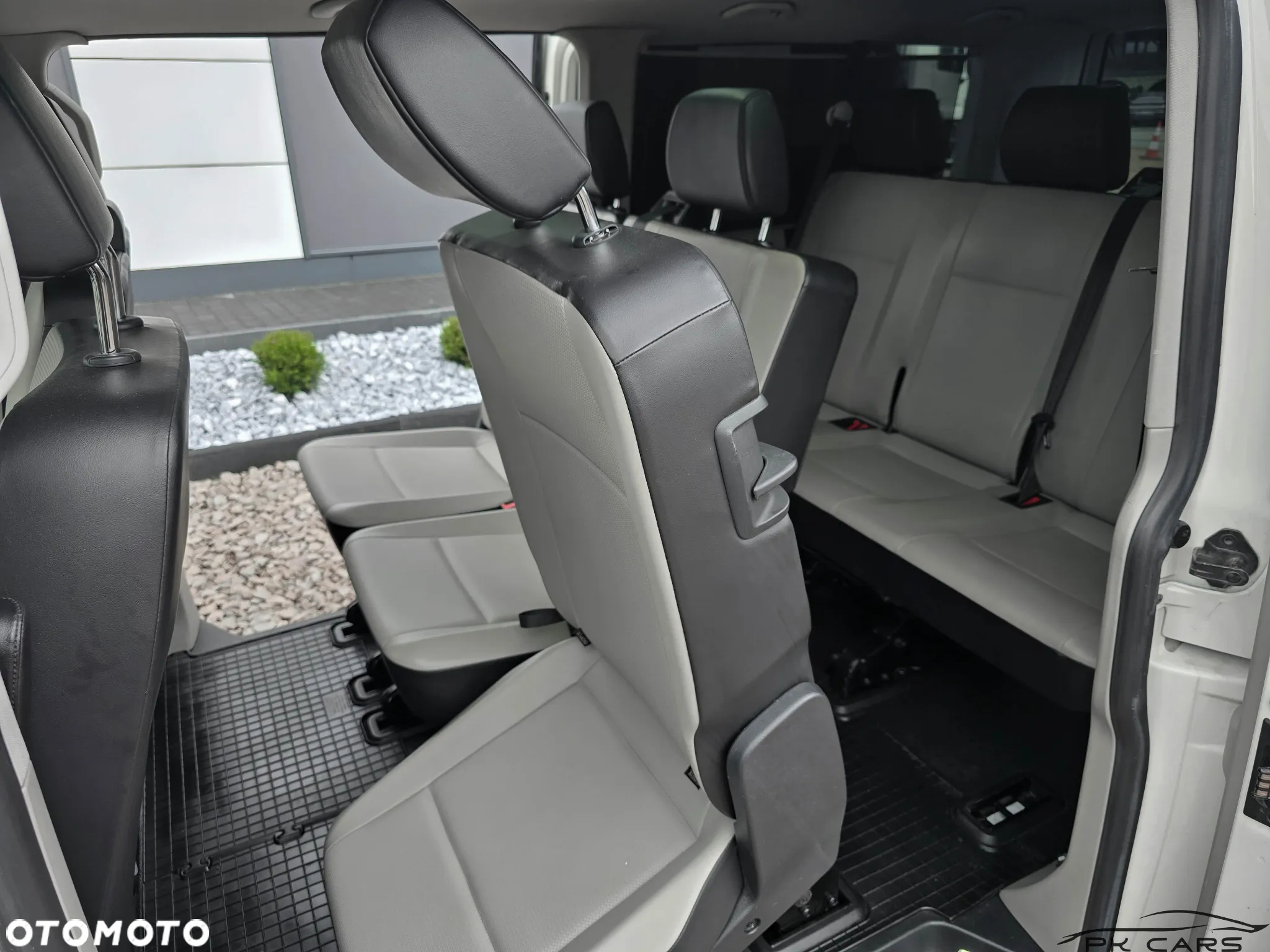 Volkswagen Caravelle 2.0 TDI L2 Highline DSG - 28