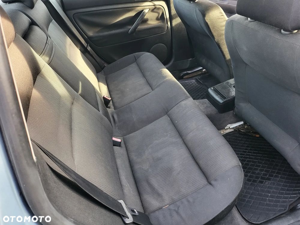 Volkswagen Passat 2.0 Comfortline - 6