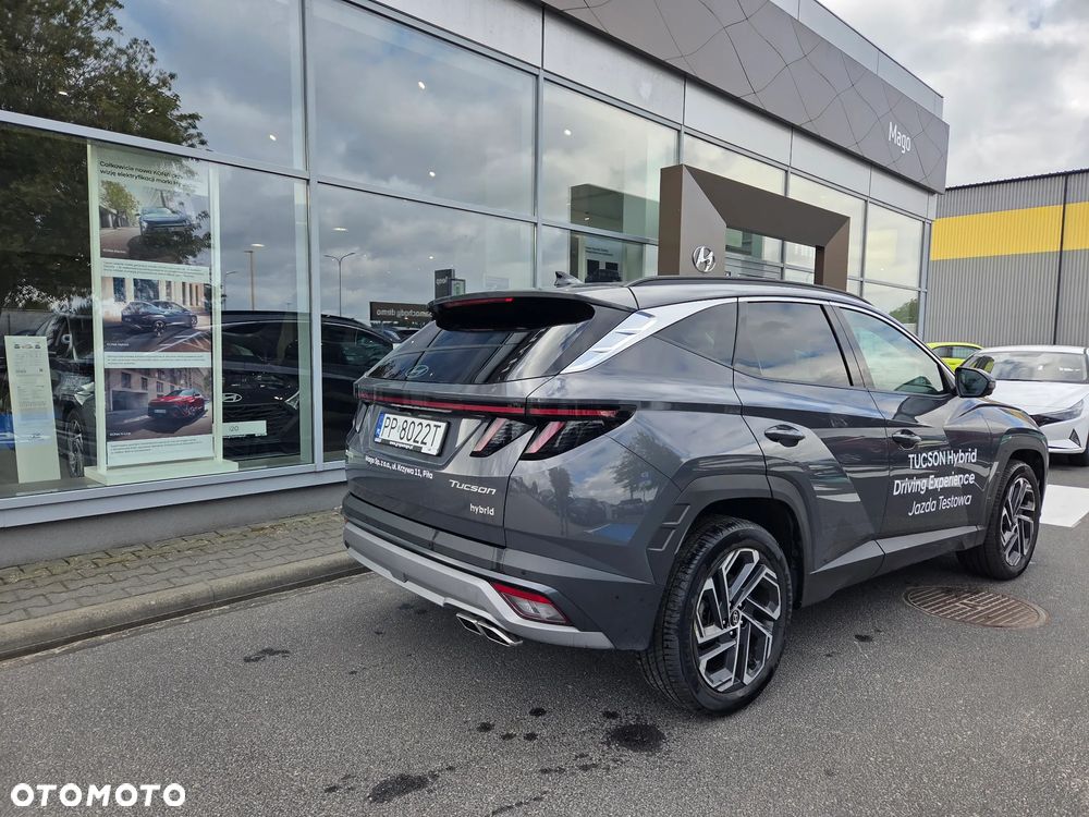 Hyundai Tucson - 2