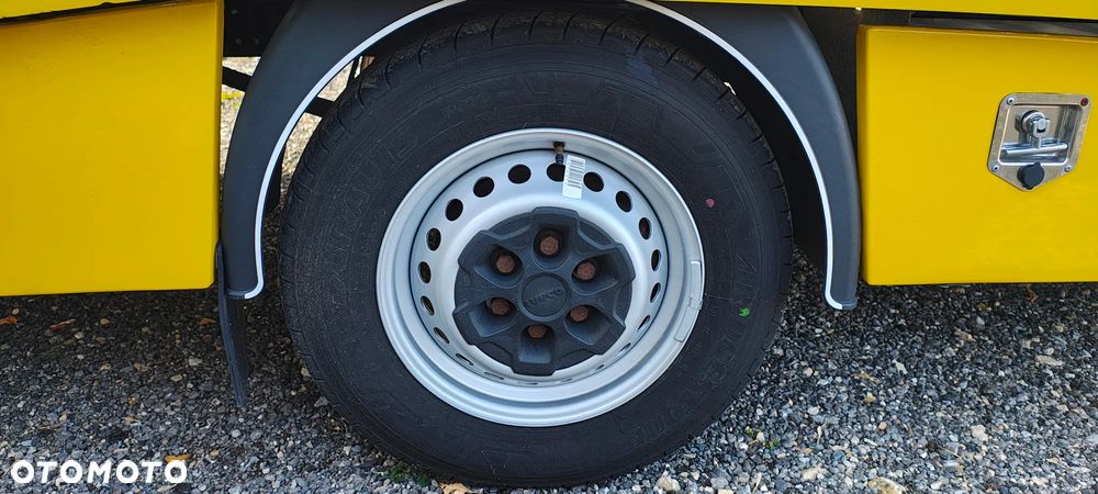 Iveco DAILY 35S18 - 17