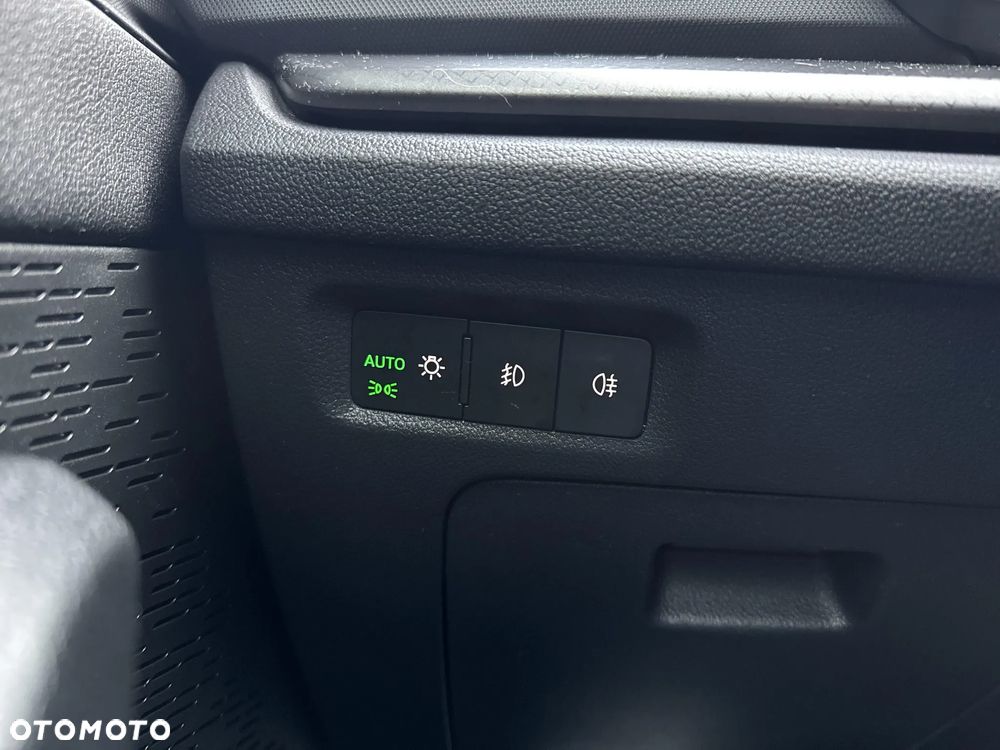 Skoda Octavia 1.5 TSI ACT Ambition - 24