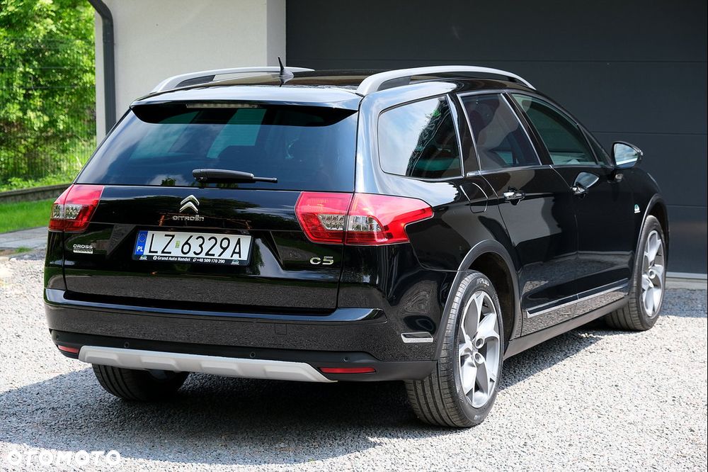 Citroën C5 HDi 165 FAP CrossTourer - 11