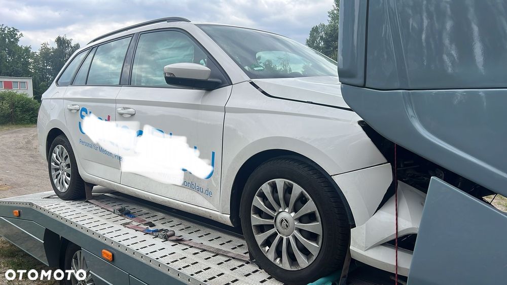 Skoda Fabia 1.0 TSI Ambition - 4