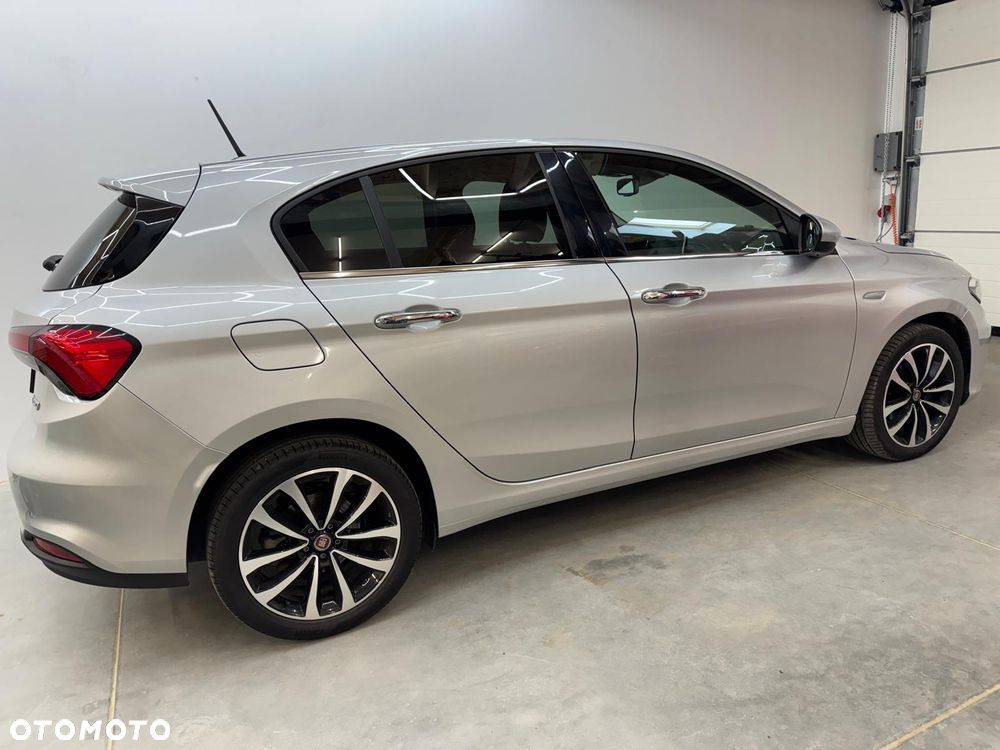 Fiat Tipo 1.6 MultiJet 16v Lounge - 3