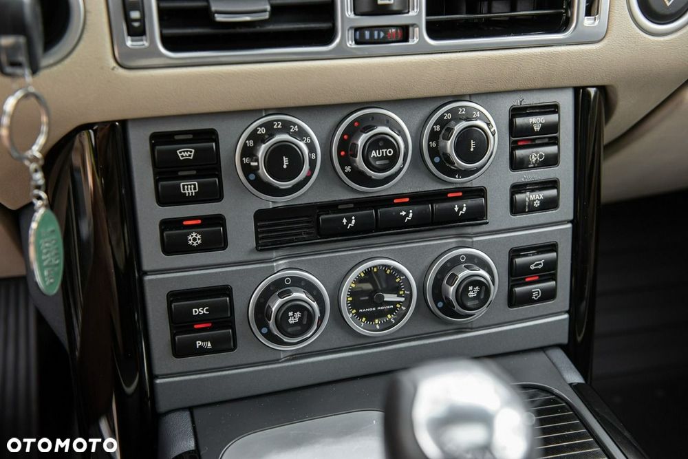 Land Rover Range Rover 3.6TD V8 Vogue SE - 23