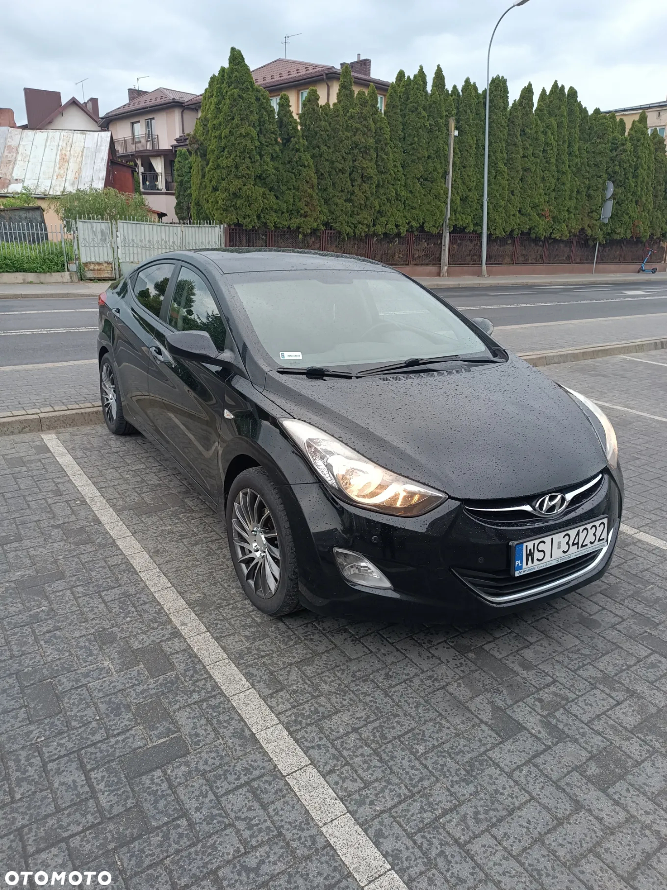 Hyundai Elantra 1.6 Classic + - 2
