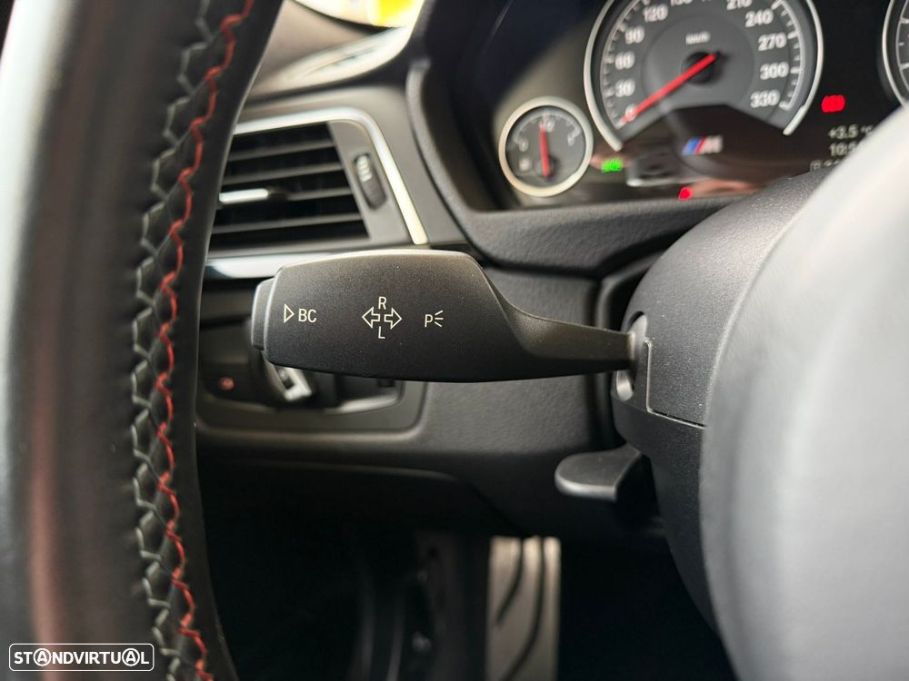 BMW M3 Auto - 21