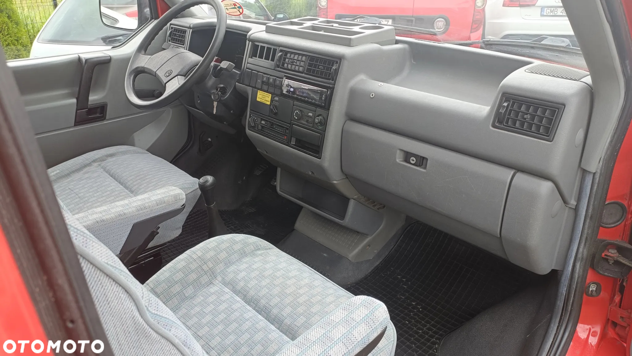 Volkswagen Transporter Camper - 23