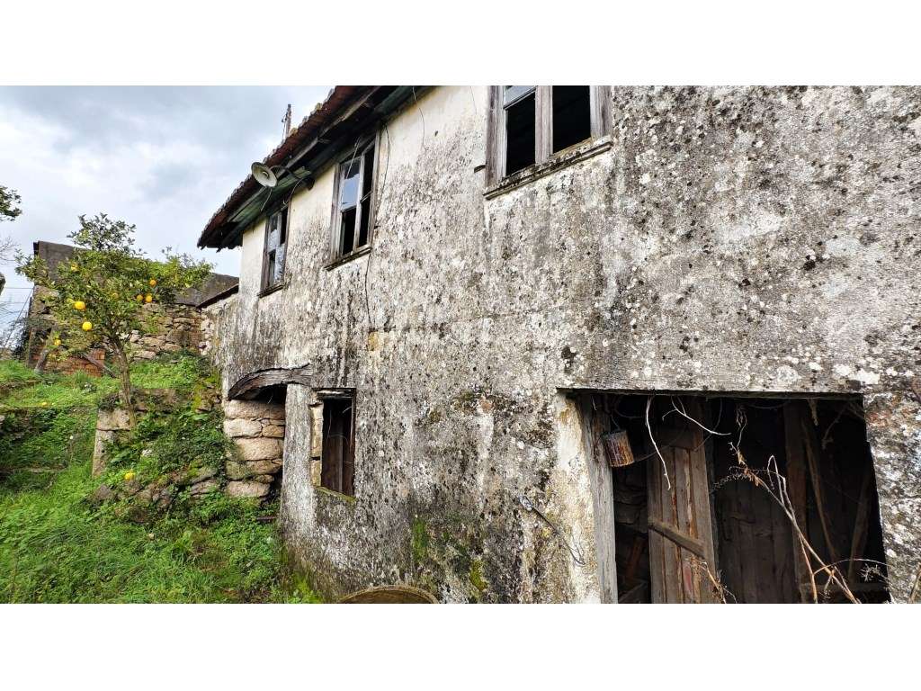 Moradia em pedra para venda, na freguesia de Barbeita, em Monção - Grande imagem: 3/10