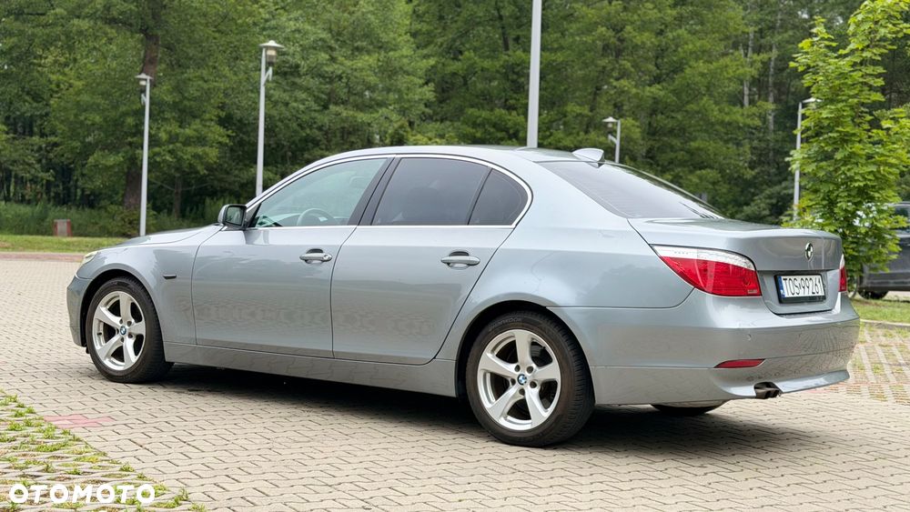 BMW Seria 5 520i - 6