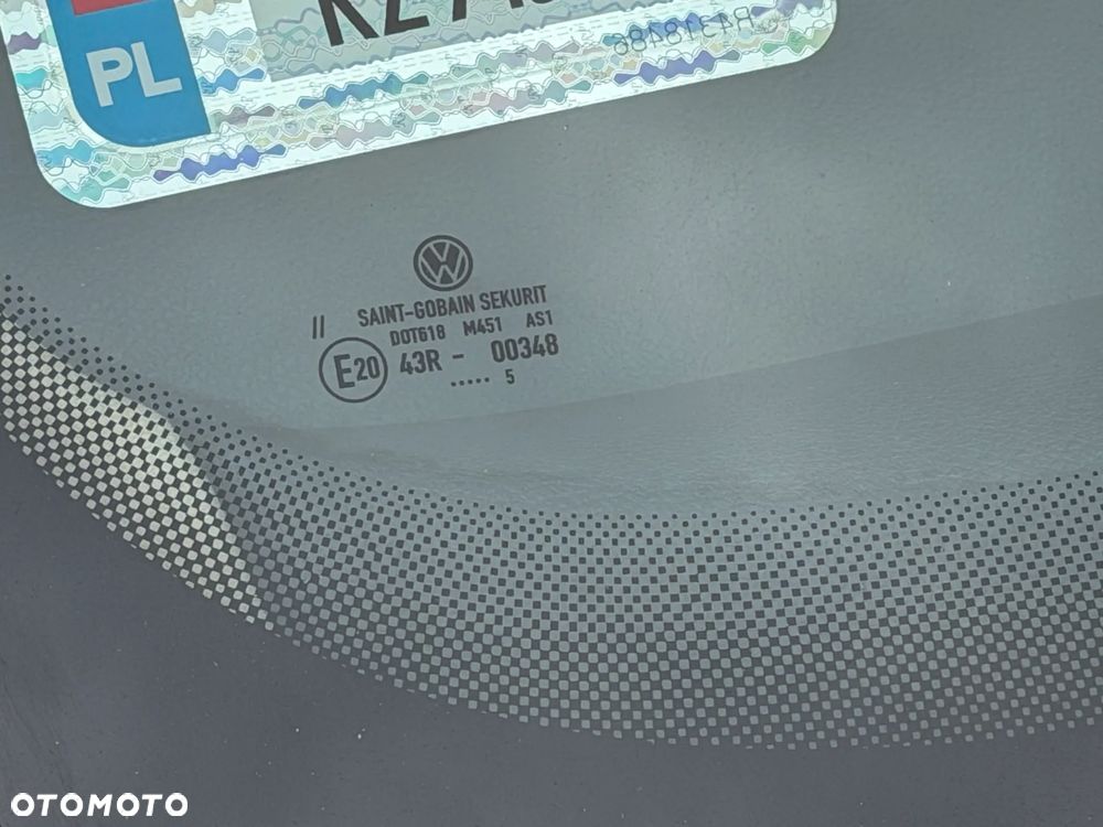 Volkswagen Golf - 31