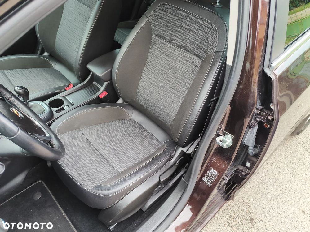 Opel Astra 1.4 T Cosmo S&S - 8