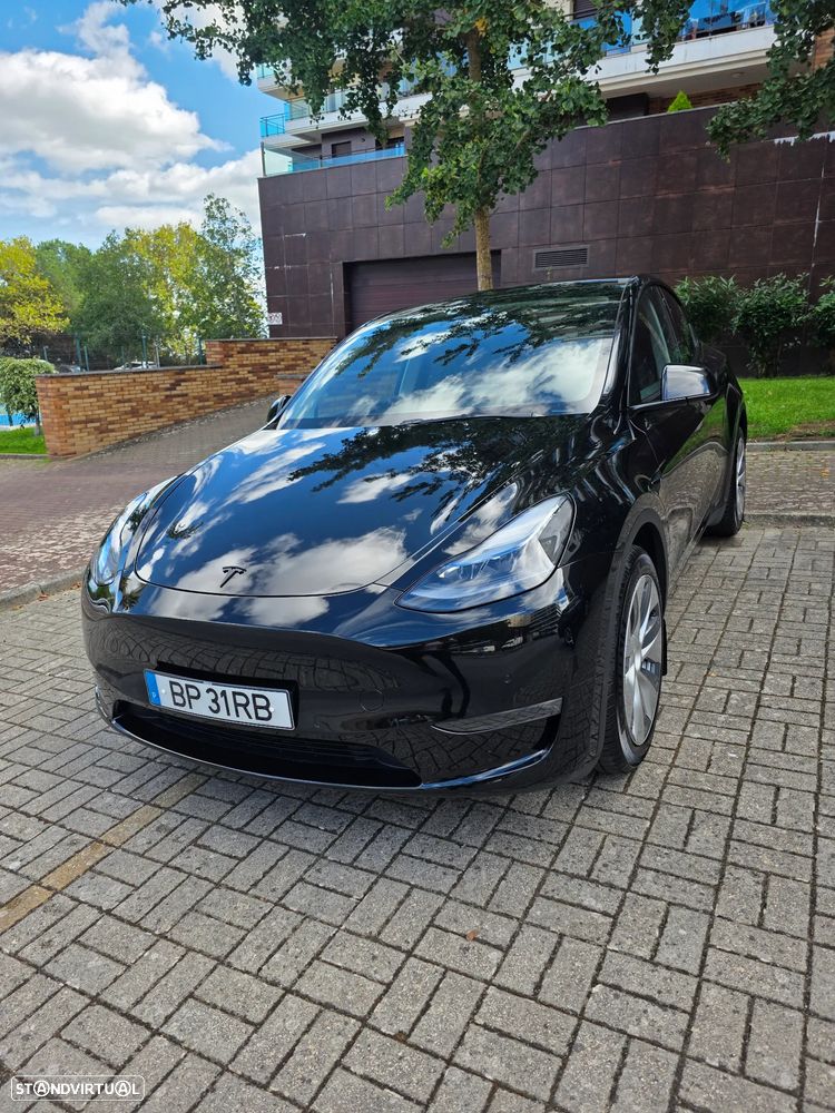 Tesla Model Y Long Range Dual Motor AWD - 1