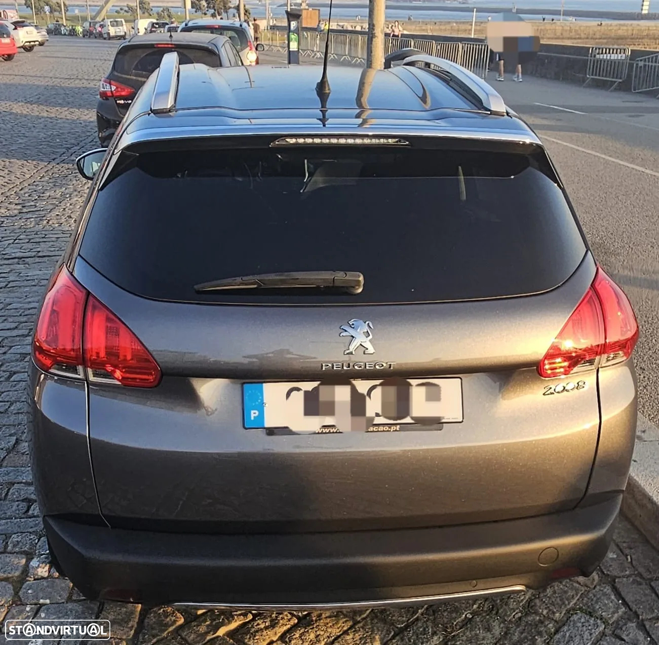 Peugeot 2008 1.6 BlueHDi Style - 6