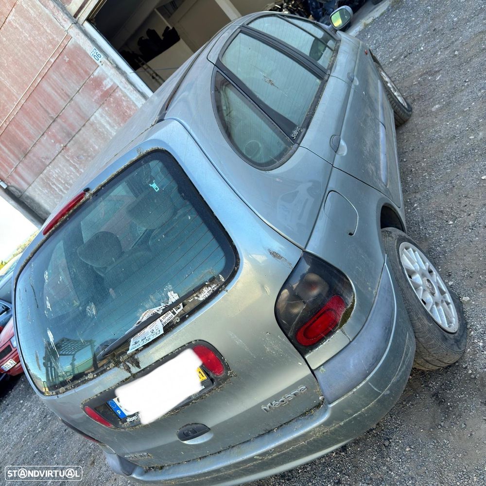 Renault Scenic de 1998 gasolina para peças - 2