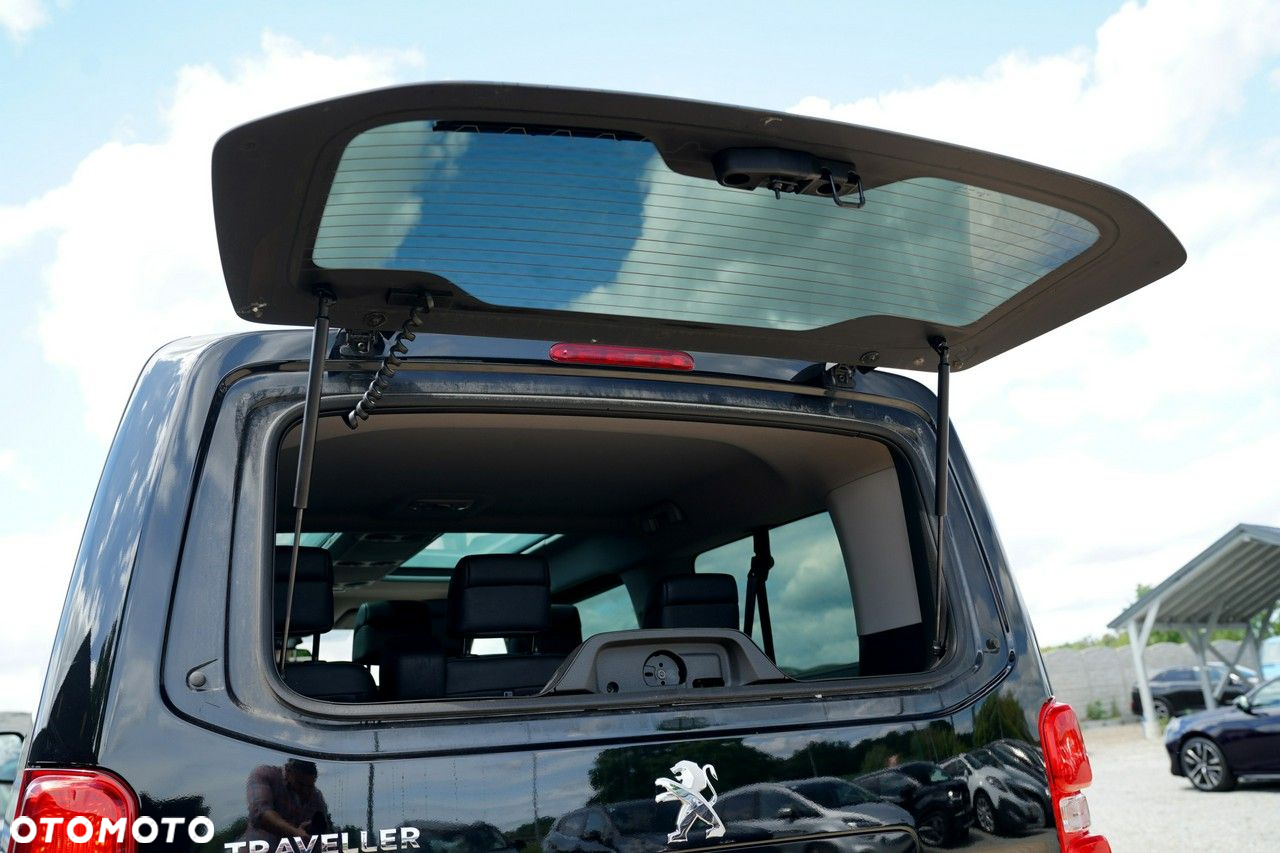 Peugeot Traveller - 14