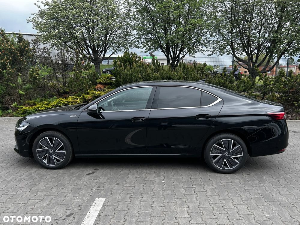 Skoda Superb 2.0 TDI SCR 4x4 L&K DSG - 10