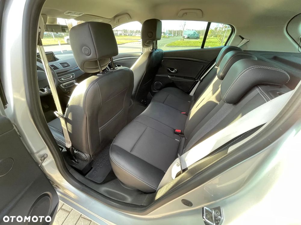 Renault Megane 2.0 140 CVT Bose Edition - 11