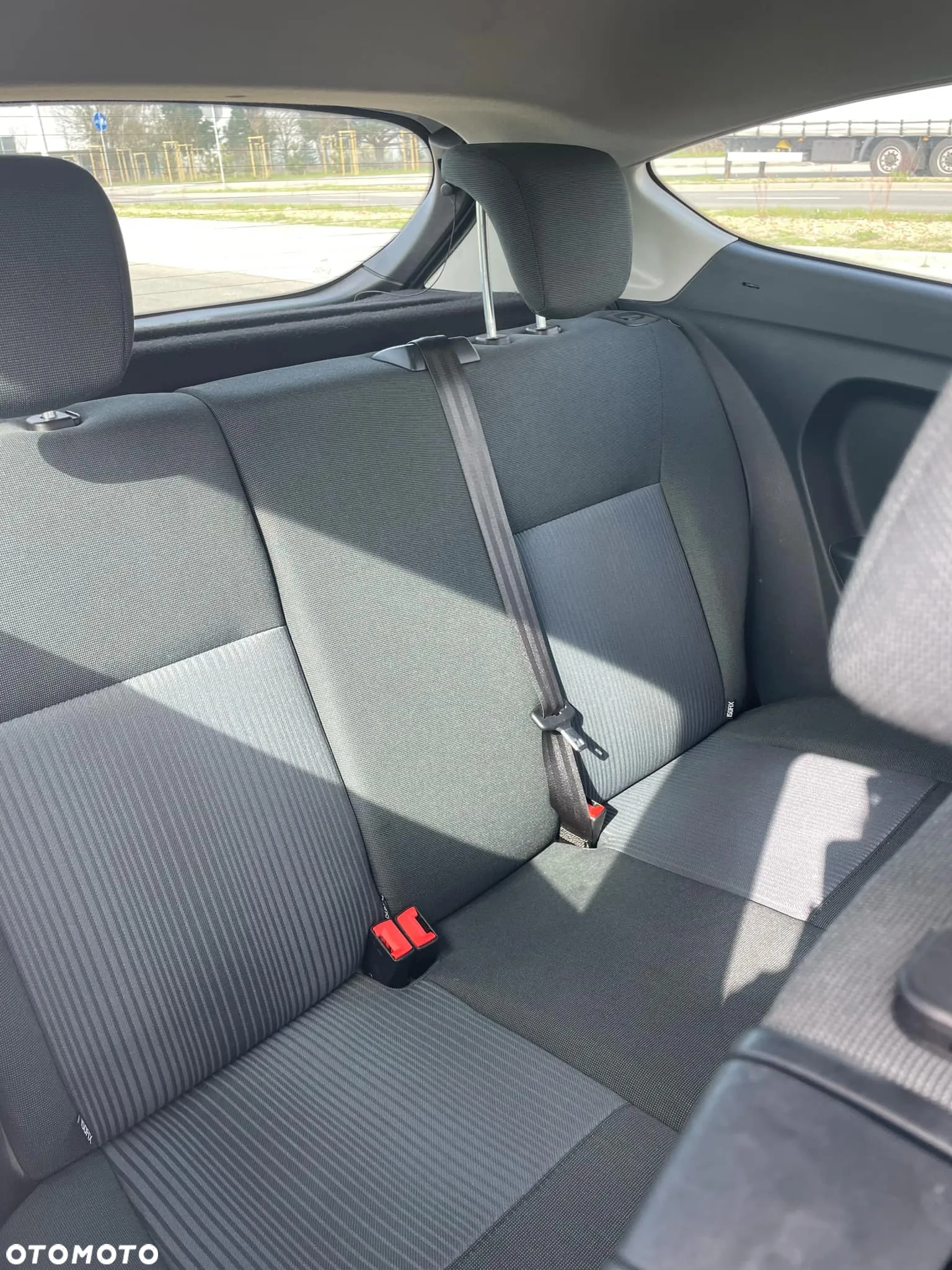 Ford Fiesta 1.25 Trend - 12