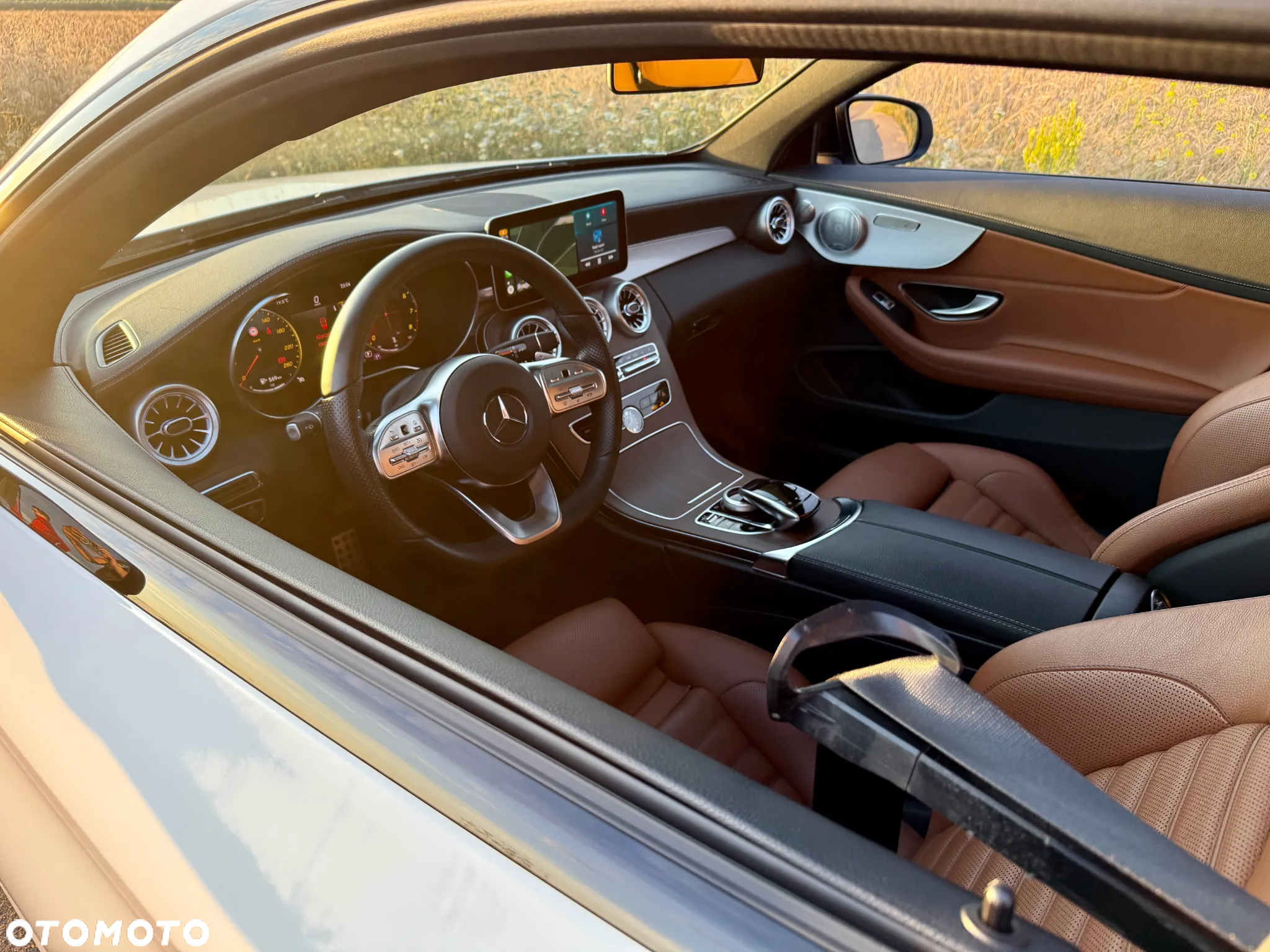 Mercedes-Benz Klasa C 300 9G-TRONIC - 23