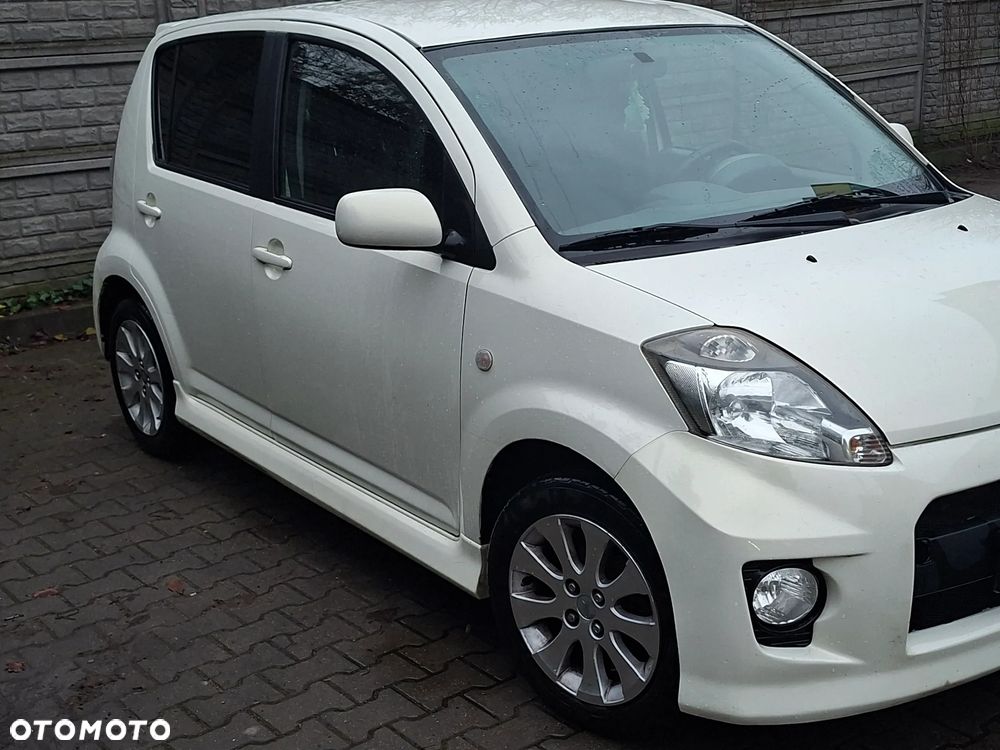 Daihatsu Sirion 1.3 ECO 4WD - 2