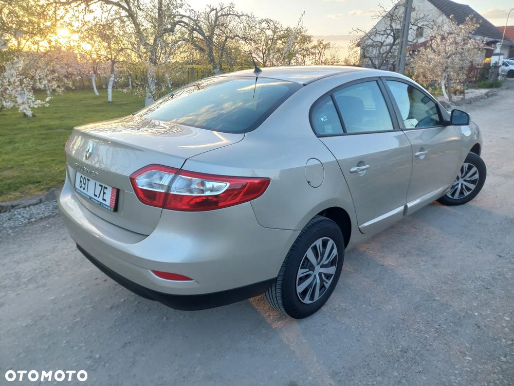 Renault Fluence 1.6 16V 110 Expression - 3