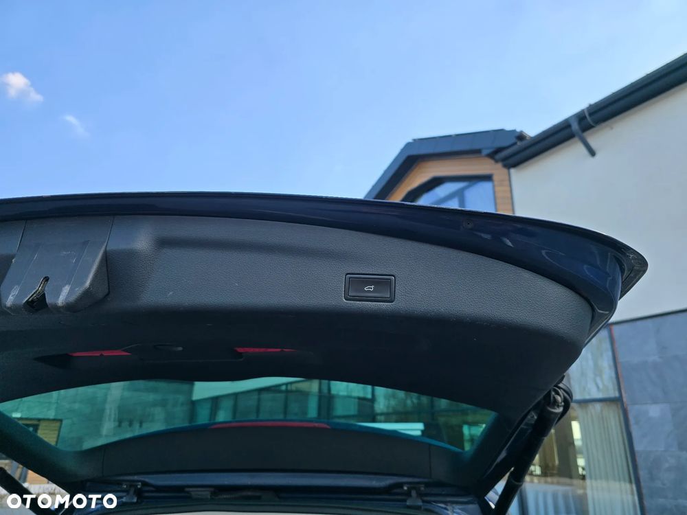 Volkswagen Sharan 2.0 TDI 4Mot Highline - 31