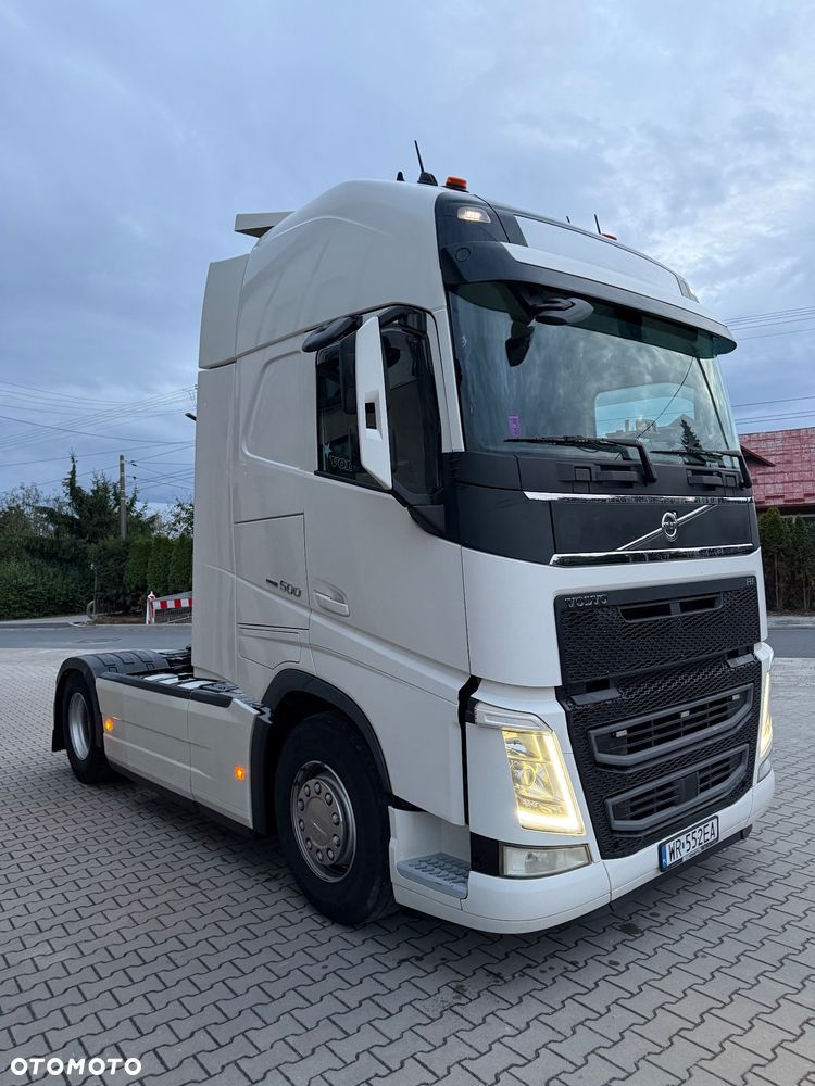 Volvo FH - 1