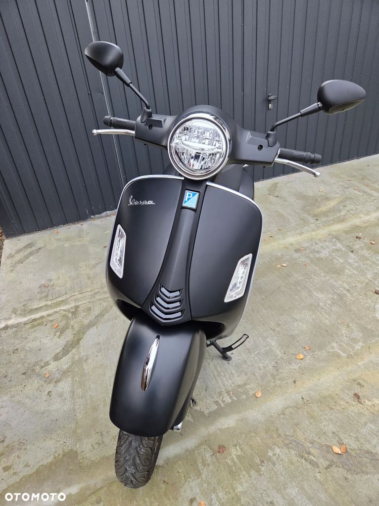Vespa GTS - 5