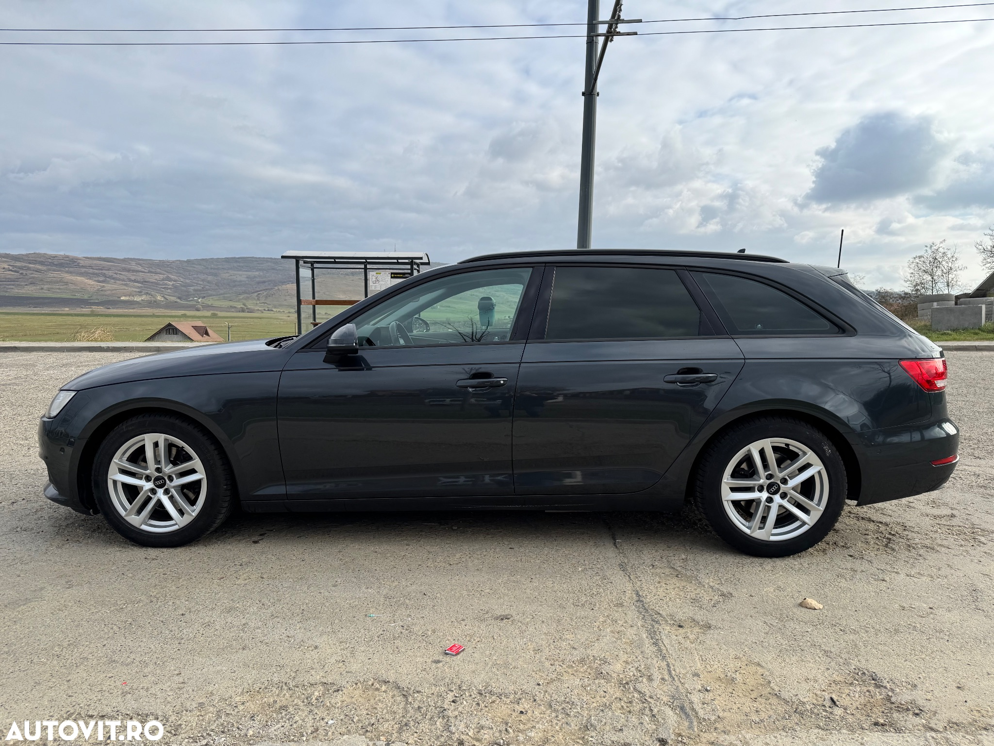 Audi A4 Avant 2.0 TDI ultra S tronic - 3