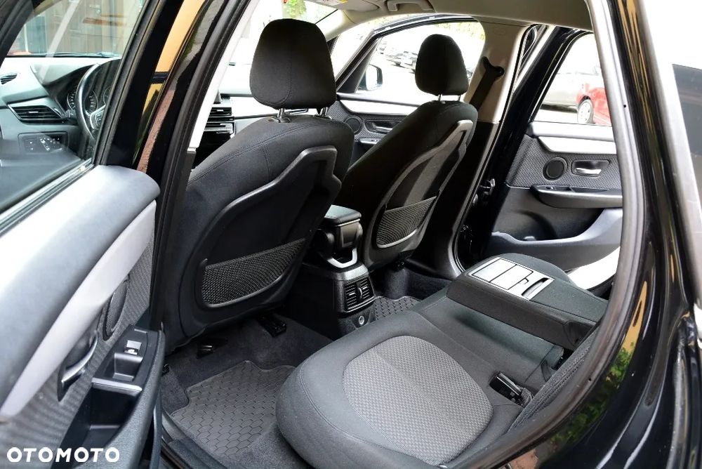 BMW Seria 2 220d Sport-Aut Advantage - 6