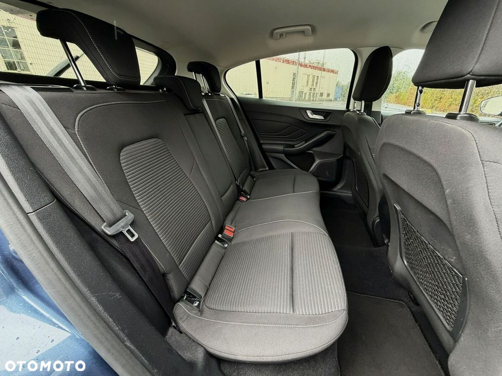 Ford Focus 1.0 EcoBoost Hybrid TITANIUM DESIGN - 25