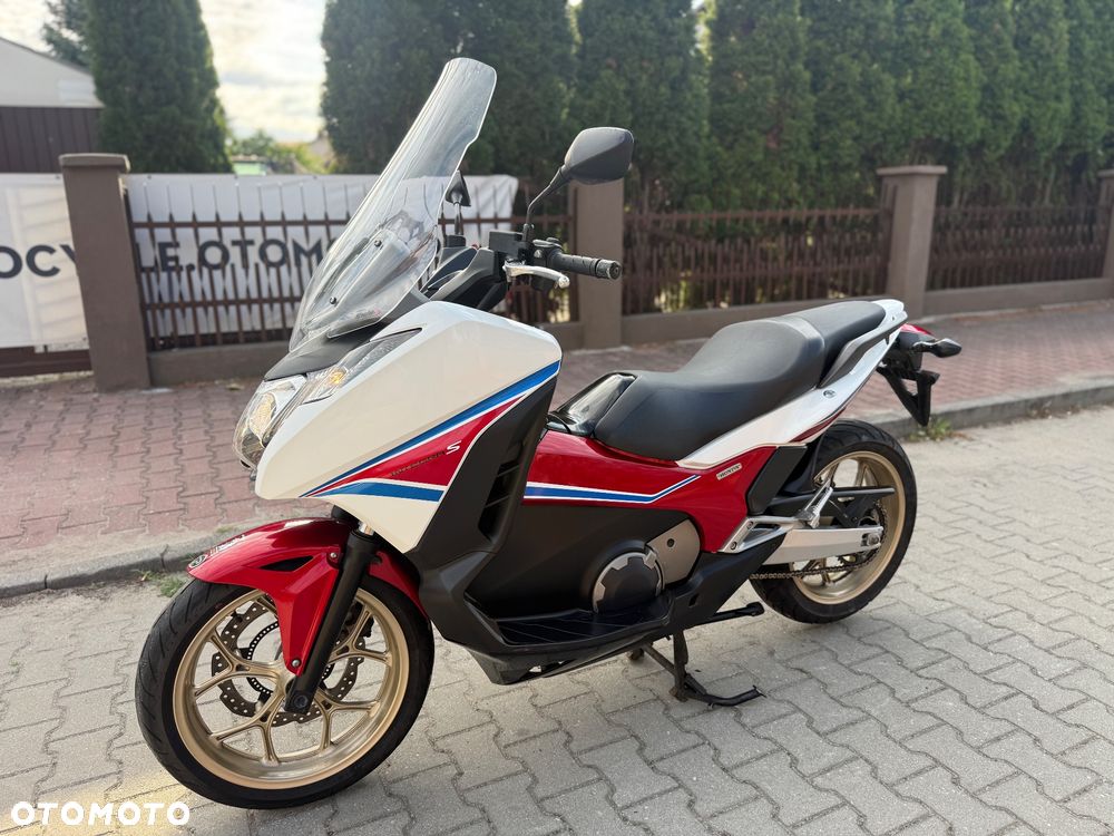 Honda NC - 23