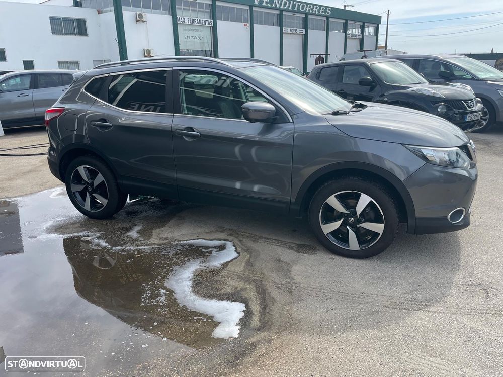 Nissan Qashqai 1.5 dCi N-Connecta 18 - 12