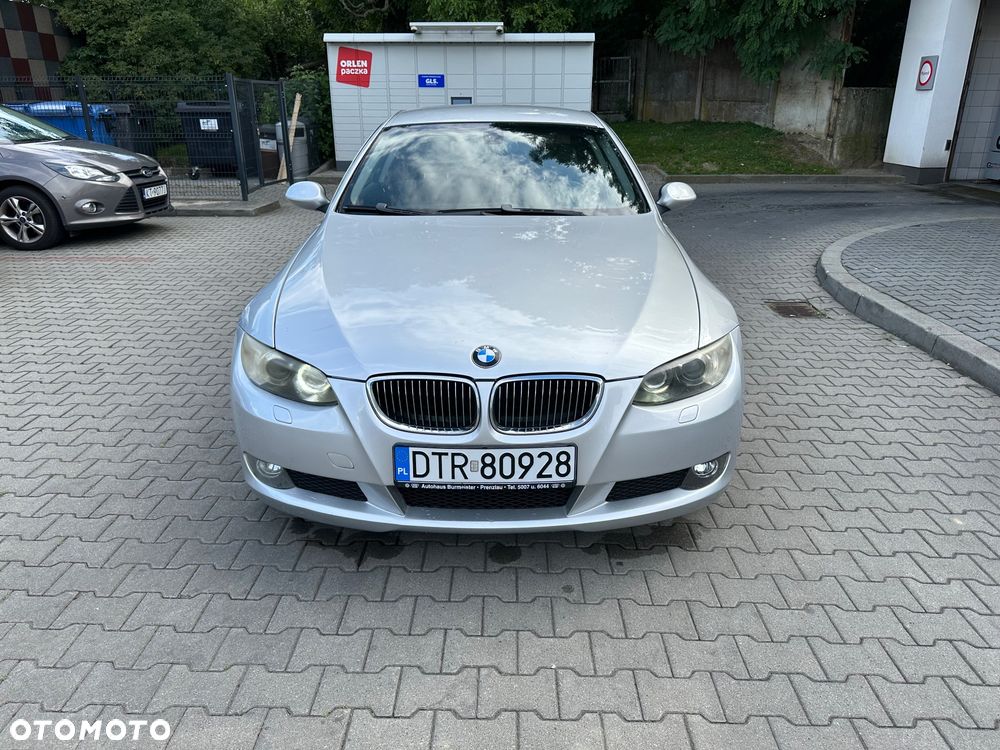 BMW Seria 3 330i - 4