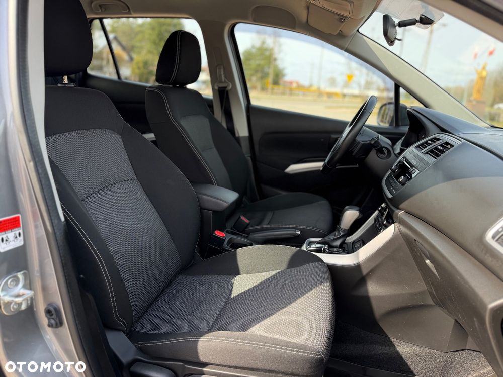 Suzuki SX4 S-Cross 1.6 Elegance 4WD CVT - 14