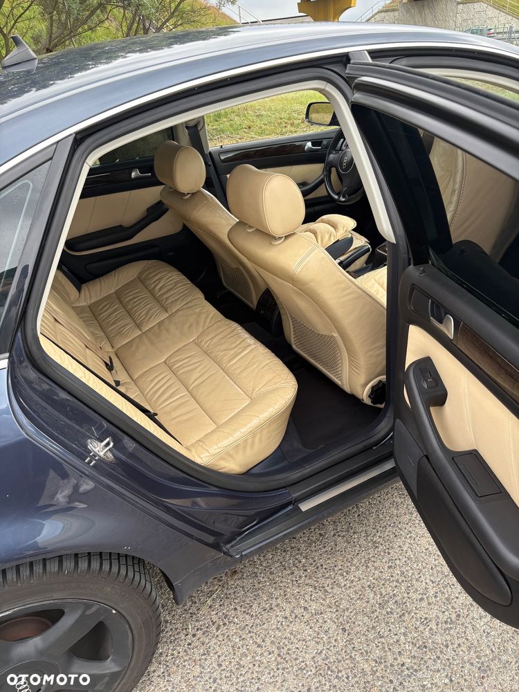 Audi A6 Limousine 2.4 Quattro Tiptr - 9