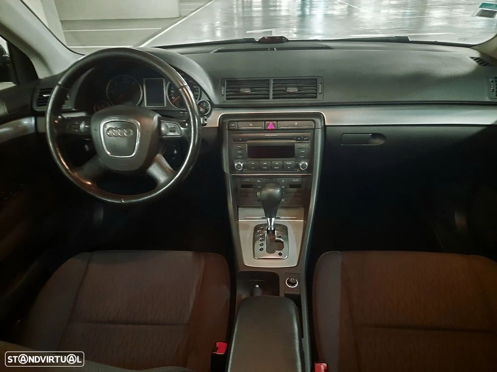 Audi A4 Avant 2.0 TDI multitronic - 5