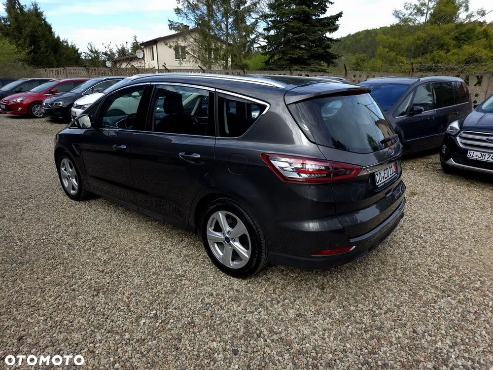 Ford S-Max 2.0 TDCi Titanium - 4