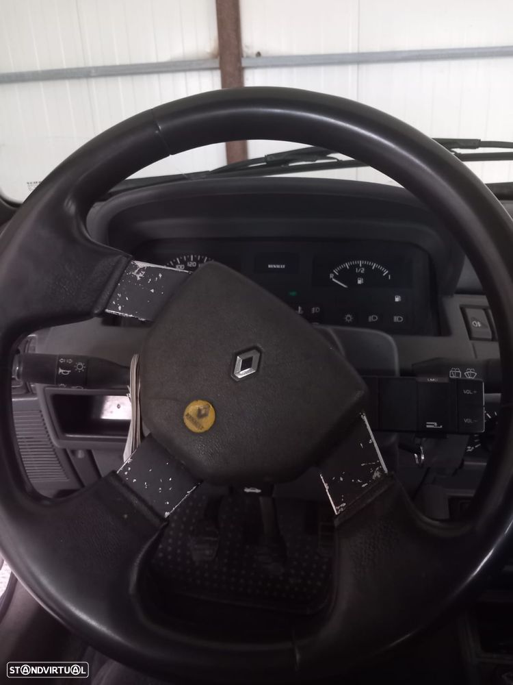 Renault Clio 1.2 RN - 4