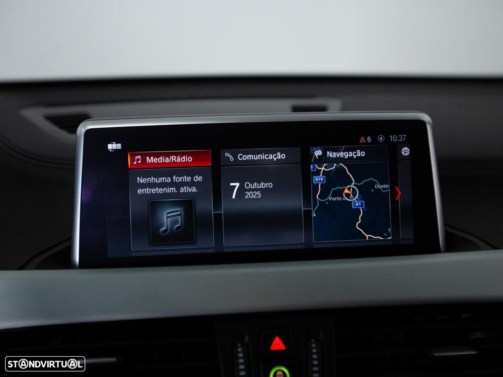 BMW X1 18 d sDrive xLine Auto - 24