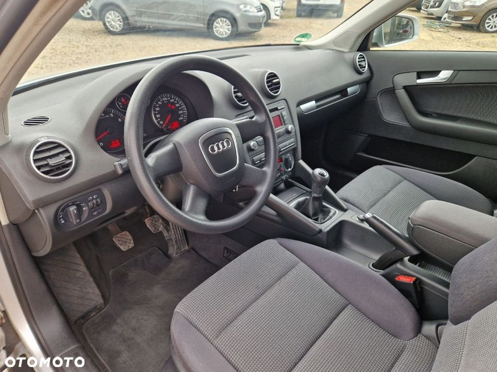 Audi A3 Sportback 1.4T FSI Ambiente - 6