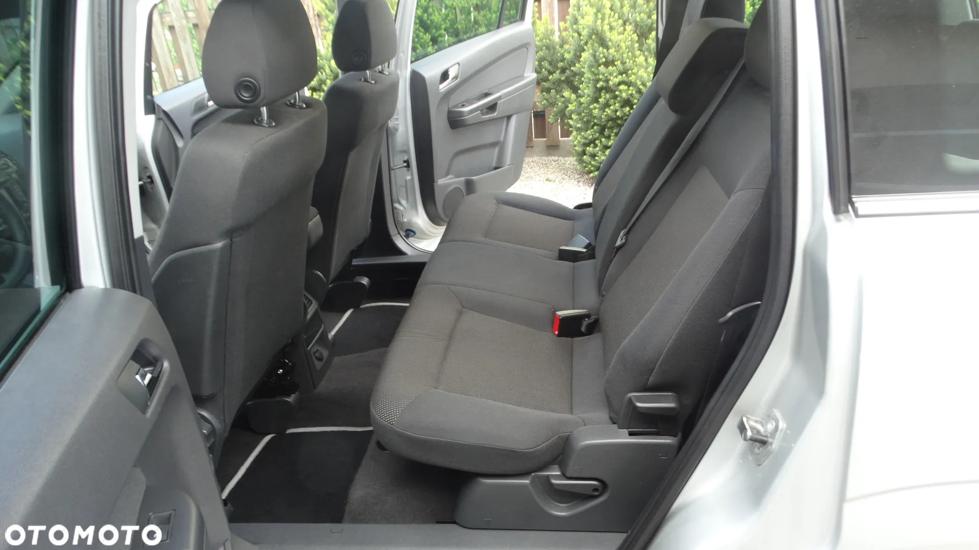 Opel Zafira 1.8 Cosmo - 15