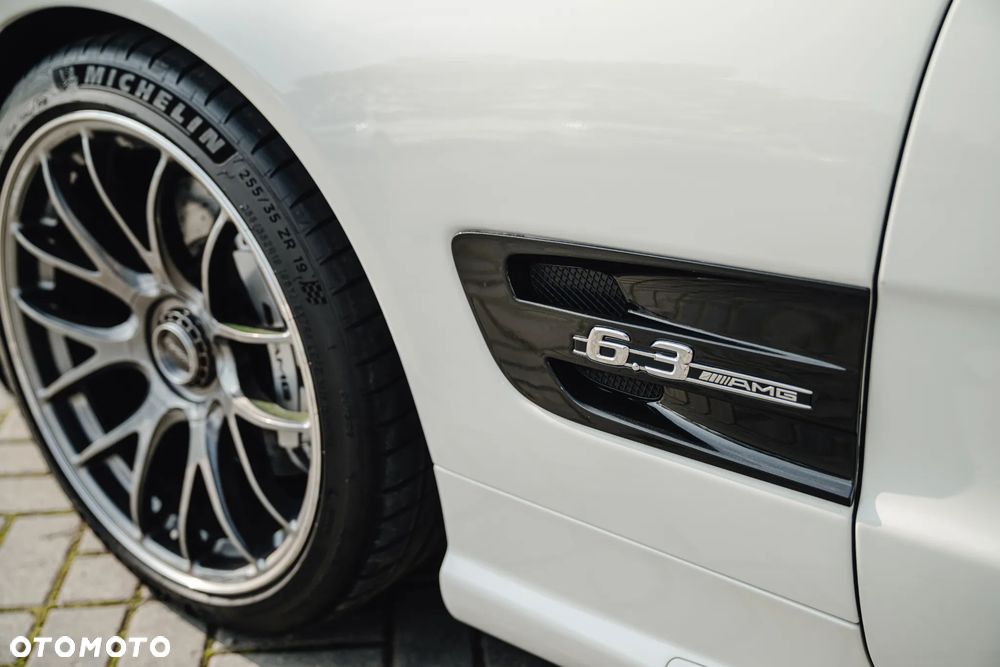 Mercedes-Benz SL - 24