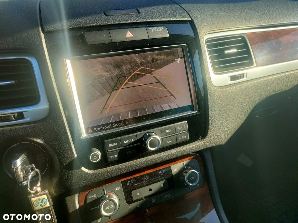 Volkswagen Touareg - 14