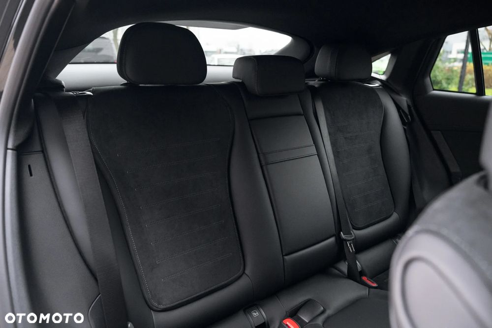 Mercedes-Benz GLC 220 d mHEV 4-Matic AMG Line - 12