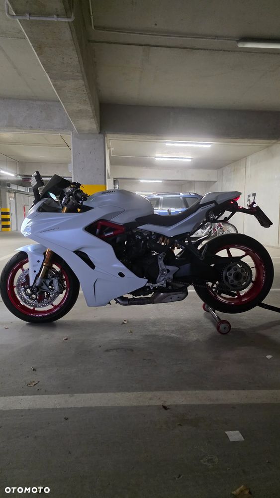 Ducati SuperSport - 3
