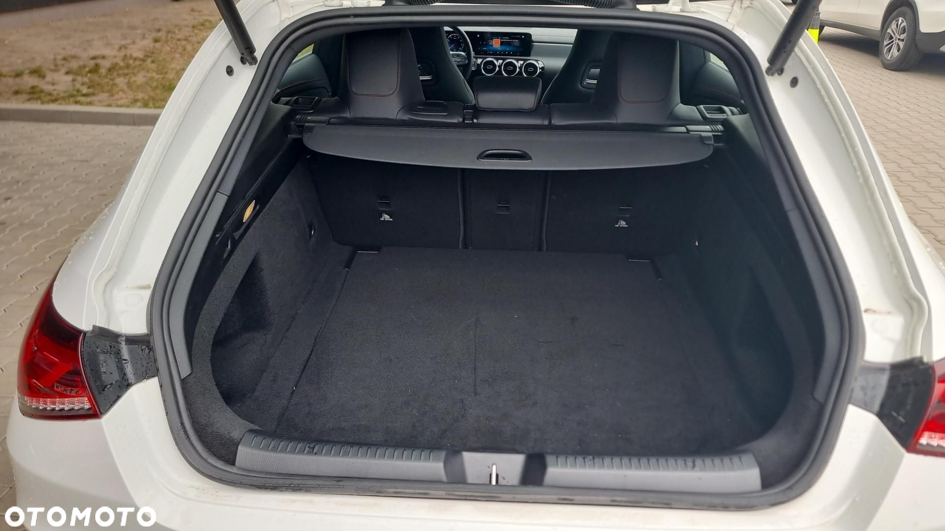 Mercedes-Benz CLA - 18